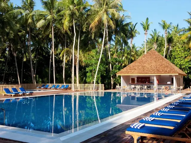 Vilamendhoo Island Resort photo 2