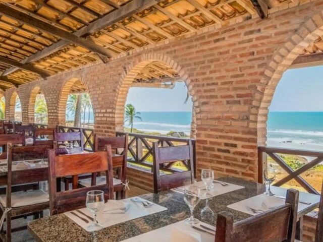 Coliseum Beach