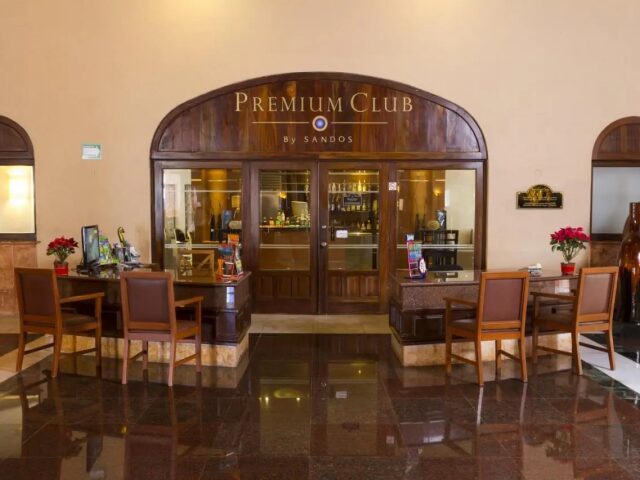 Sandos Playacar Beach Resort photo 3