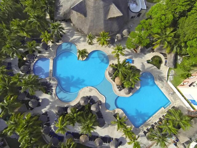 Sandos Playacar Beach Resort photo 1