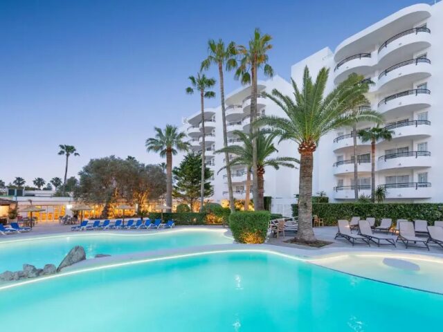 Alcudia Beach photo 3