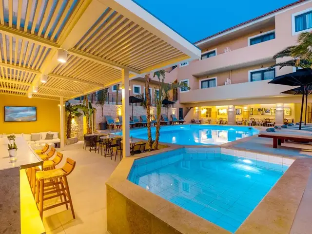 La Stella Apartments & Suites photo 3