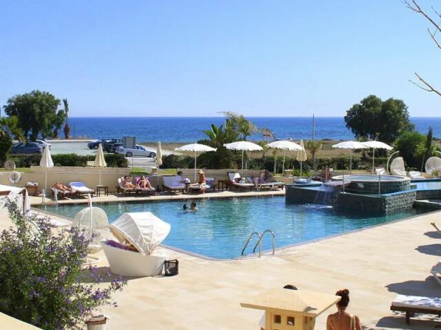 E Hotel Spa and Resort photo 1