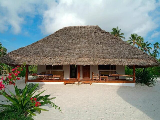 Hakuna Majiwe Beach Lodge photo 1