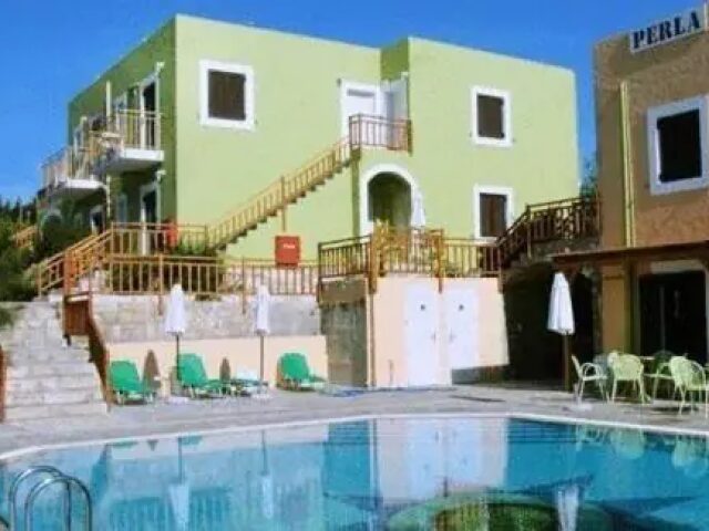 Perla photo 2