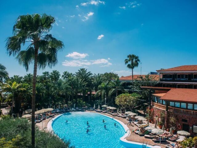 Parque Tropical photo 2