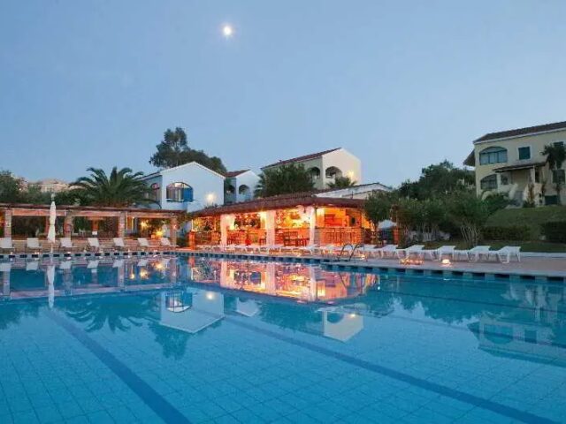 Govino Bay photo 3