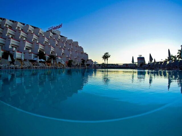 Alexandre Gala Tenerife photo 0
