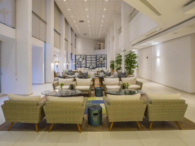 Leonardo Plaza Cypria Maris Beach & Spa photo 2