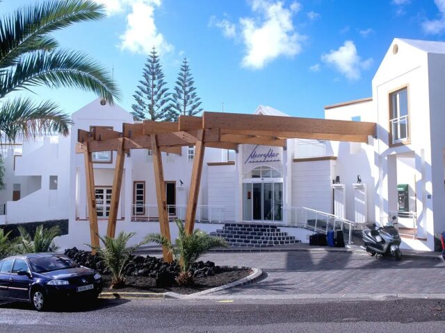 THe Apartamentos Morromar