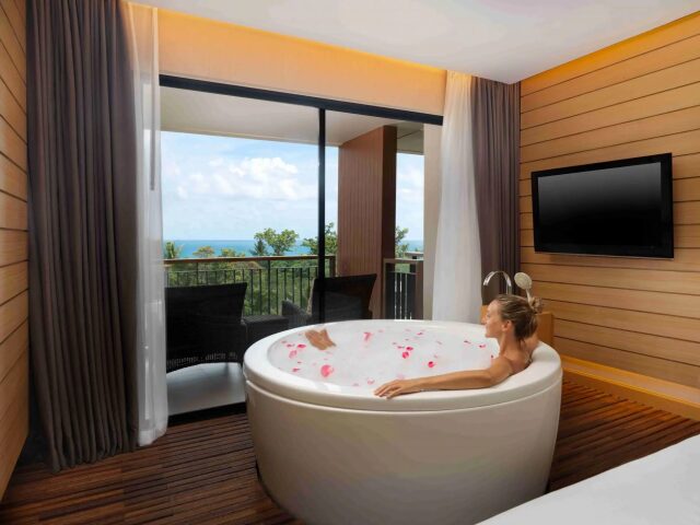 Novotel Phuket Kata Avista Resort & Spa