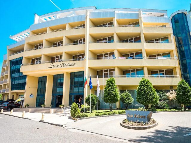 Sun Palace