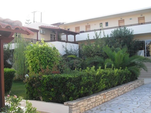 Maravel Land photo 2