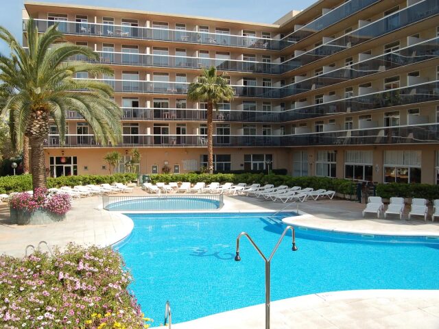 Cye Holiday Centre