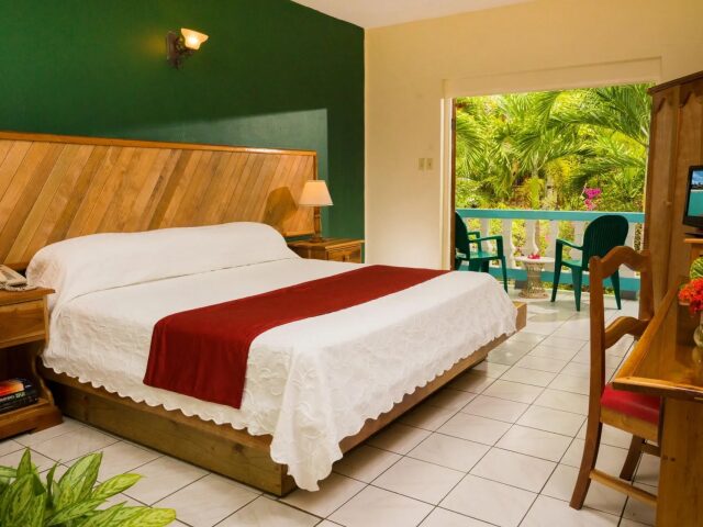 Legends Beach Resort photo 0