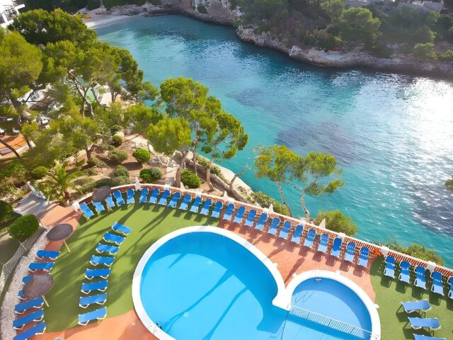 Cala Ferrera photo 1