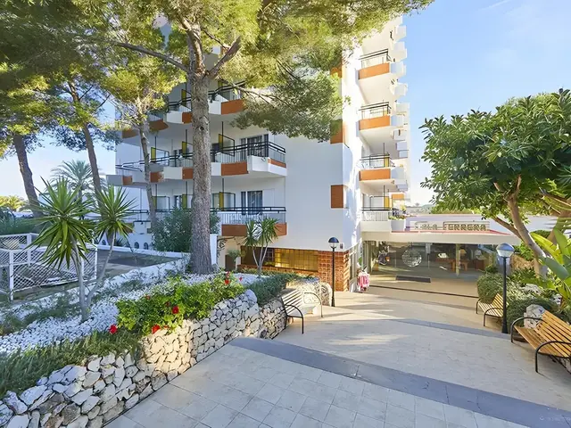 Cala Ferrera photo 3