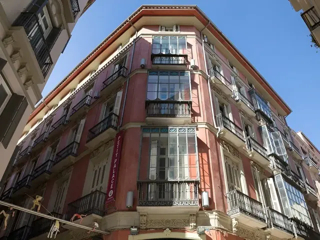 Petit Palace Plaza photo 0