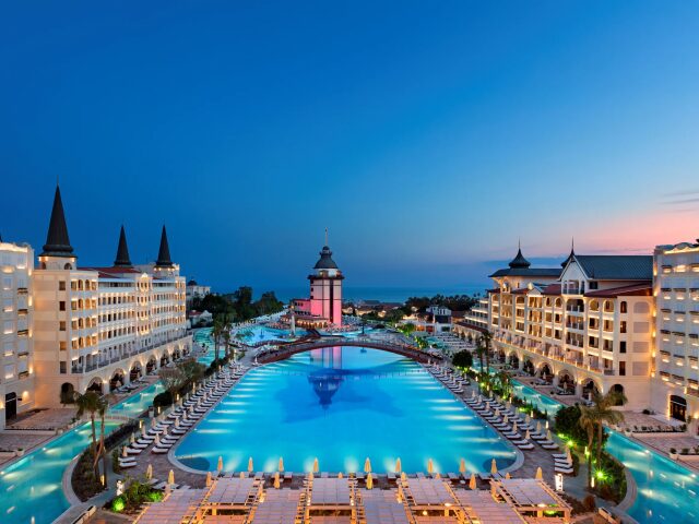 Mardan Palace