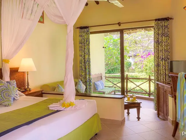 Sultan Sands Island Resort - Baobab Village Adults photo 2
