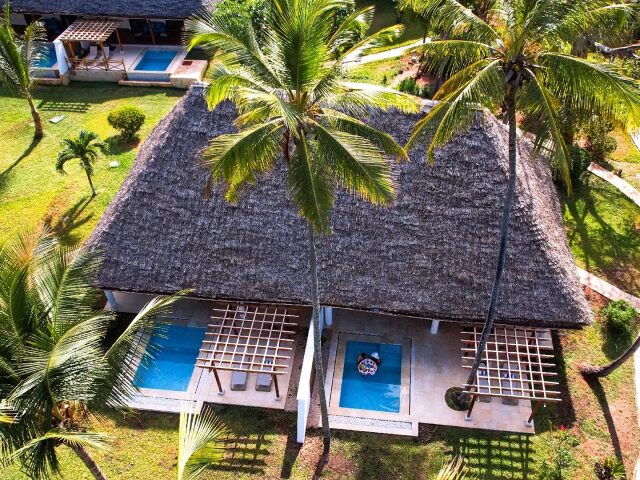 Bluebay Beach Resort & Spa photo 0