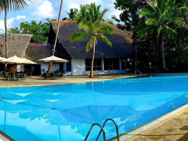 Voyager Beach Resort photo 2