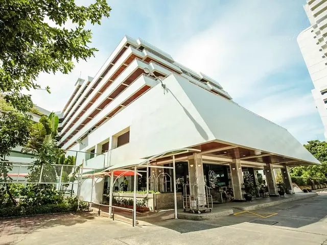 Patong Resort photo 2