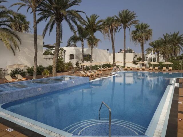 HD Parque Cristobal Tenerife photo 3
