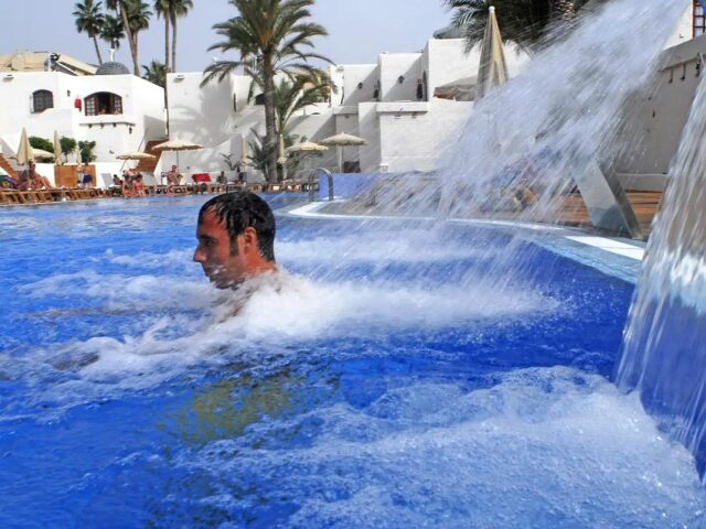 HD Parque Cristobal Tenerife photo 1