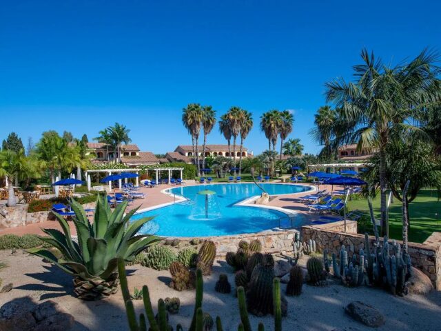 Lantana Resort photo 2