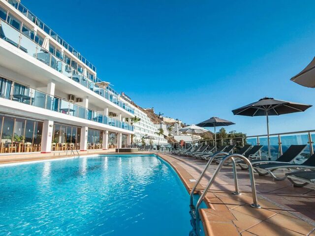 Servatur Casablanca Suites Spa