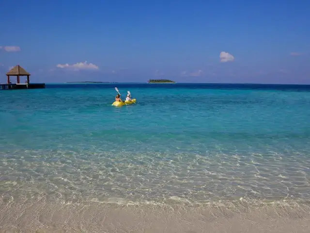 Komandoo Island Resort photo 3