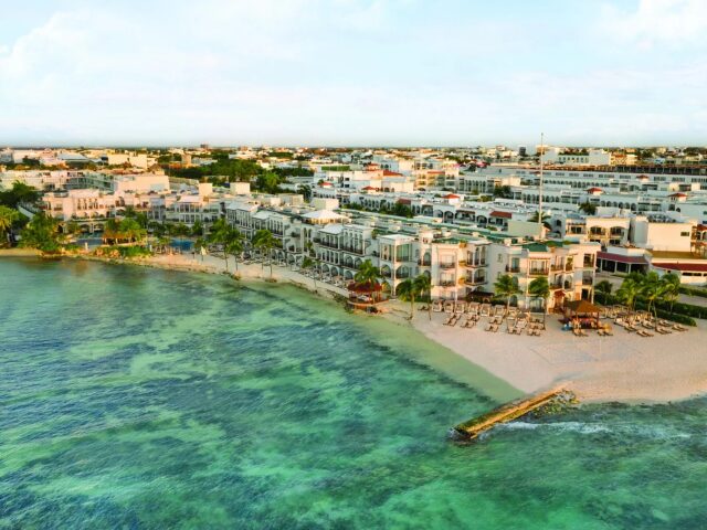 Wyndham Alltra Playa del Carmen photo 1