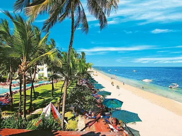 Bamburi Beach photo 3