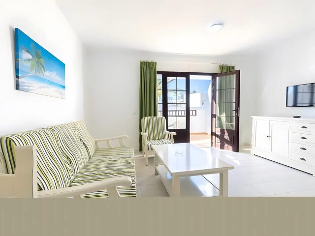Flamingo Apartments photo 3