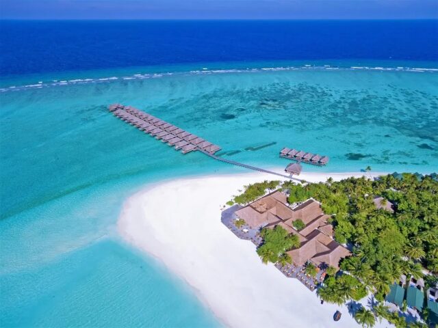 Meeru Island Resort photo 0