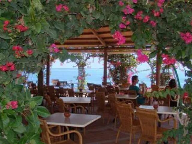 SBH Taro Beach photo 0