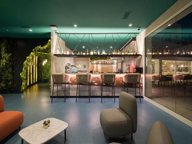 R2 Higos Beach Apartments photo 2