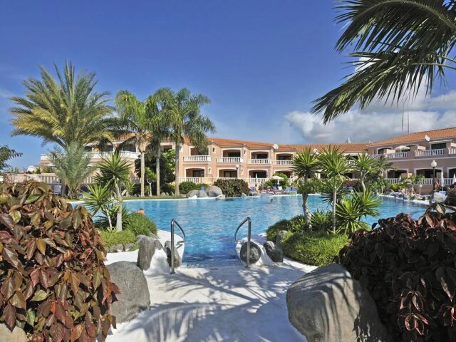 Sol Sun Beach Apartments photo 3