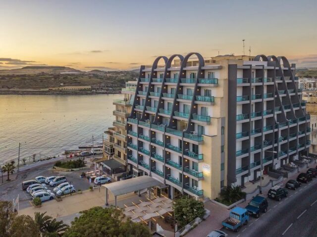 AX Sunny Coast Resort & Spa