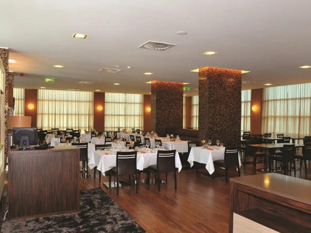 Axis Porto Business & Spa photo 0