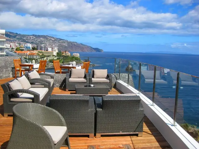 Madeira Regency Cliff photo 1