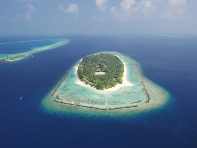 Royal Island Resort