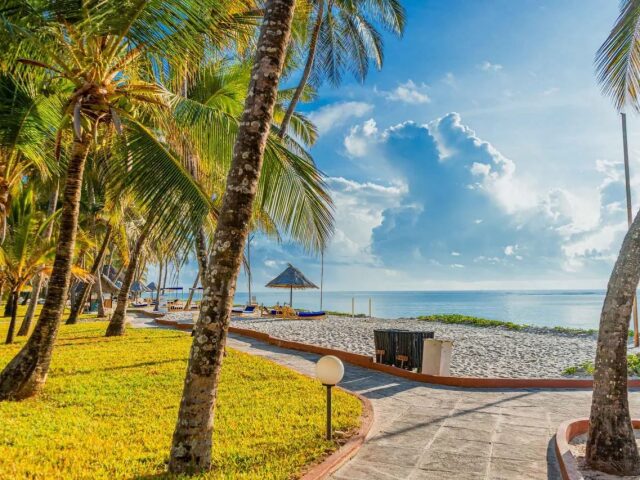 Diani Reef Beach Resort photo 2