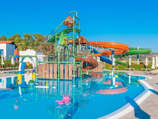 Kapetanios Aqua Resort photo 2