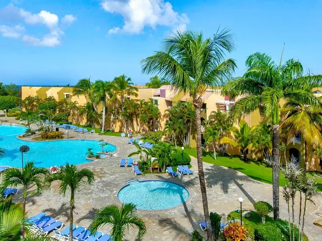 Casa Marina Beach & Reef photo 2