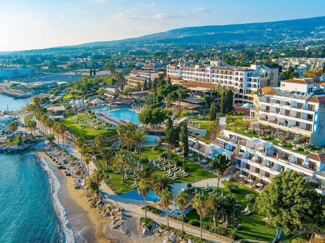 Coral Beach & Resort photo 1