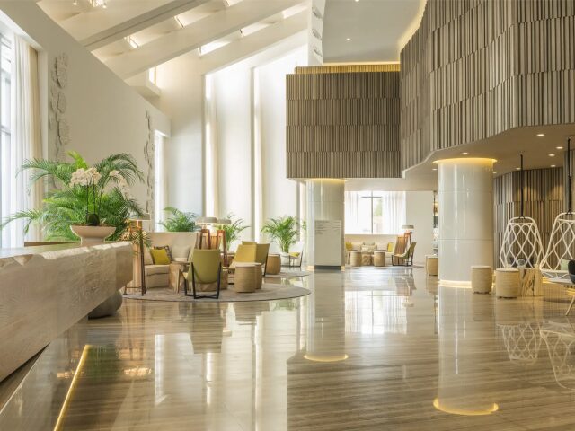 Le Royal Meridien Beach Resort photo 0