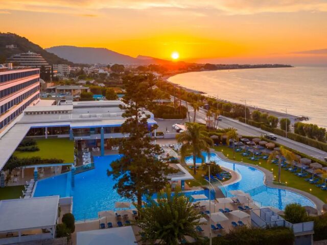 Oceanis Beach