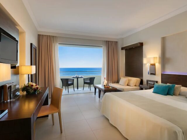 Elysium Resort & Spa photo 2